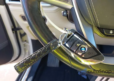 2021 BMW X7 xDrive40I z USA, uszkodzony, nr VIN 5UXCW2C05M9H69423